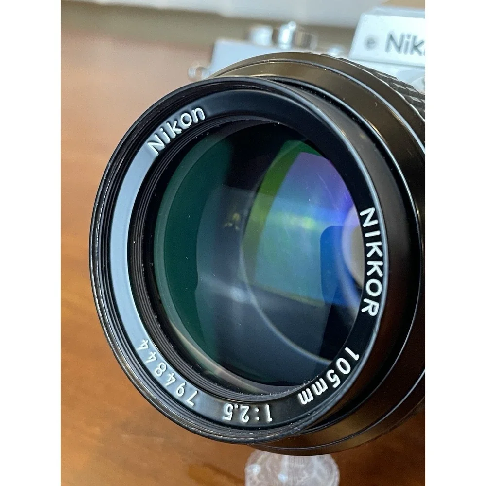Nikkormat‎ FTN Camera + Nikon 105 mm 1:2.5 Lens